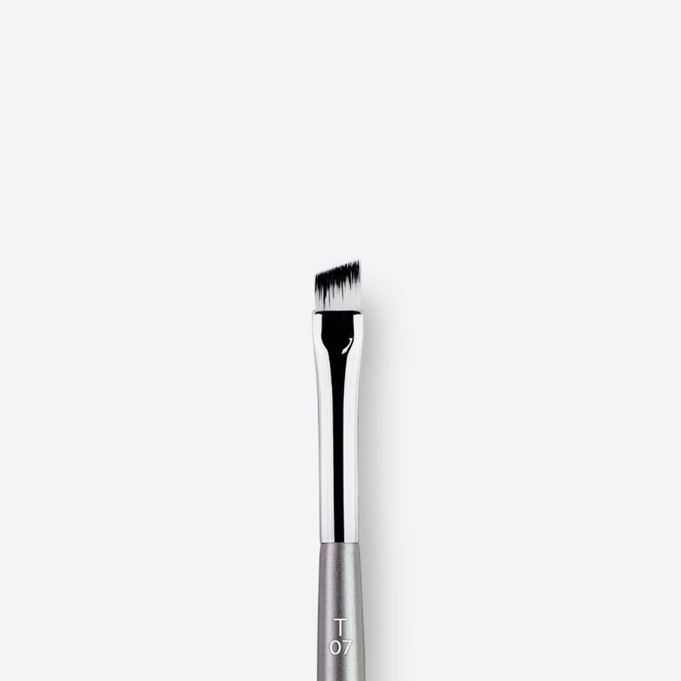 Esum T07 - Angle Liner Brush